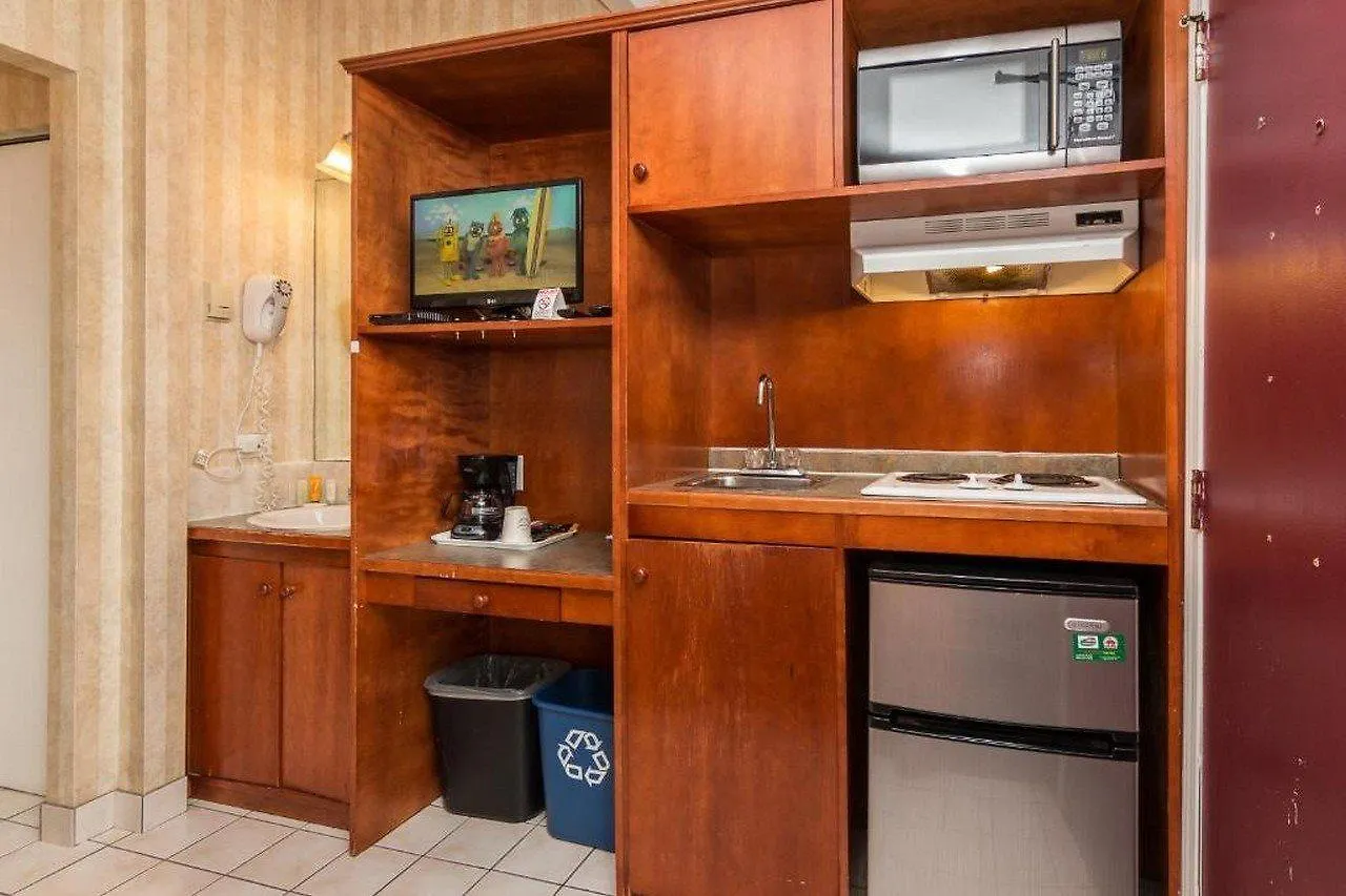 Motel Canadas Best Value Inn Chinook Station Calgary