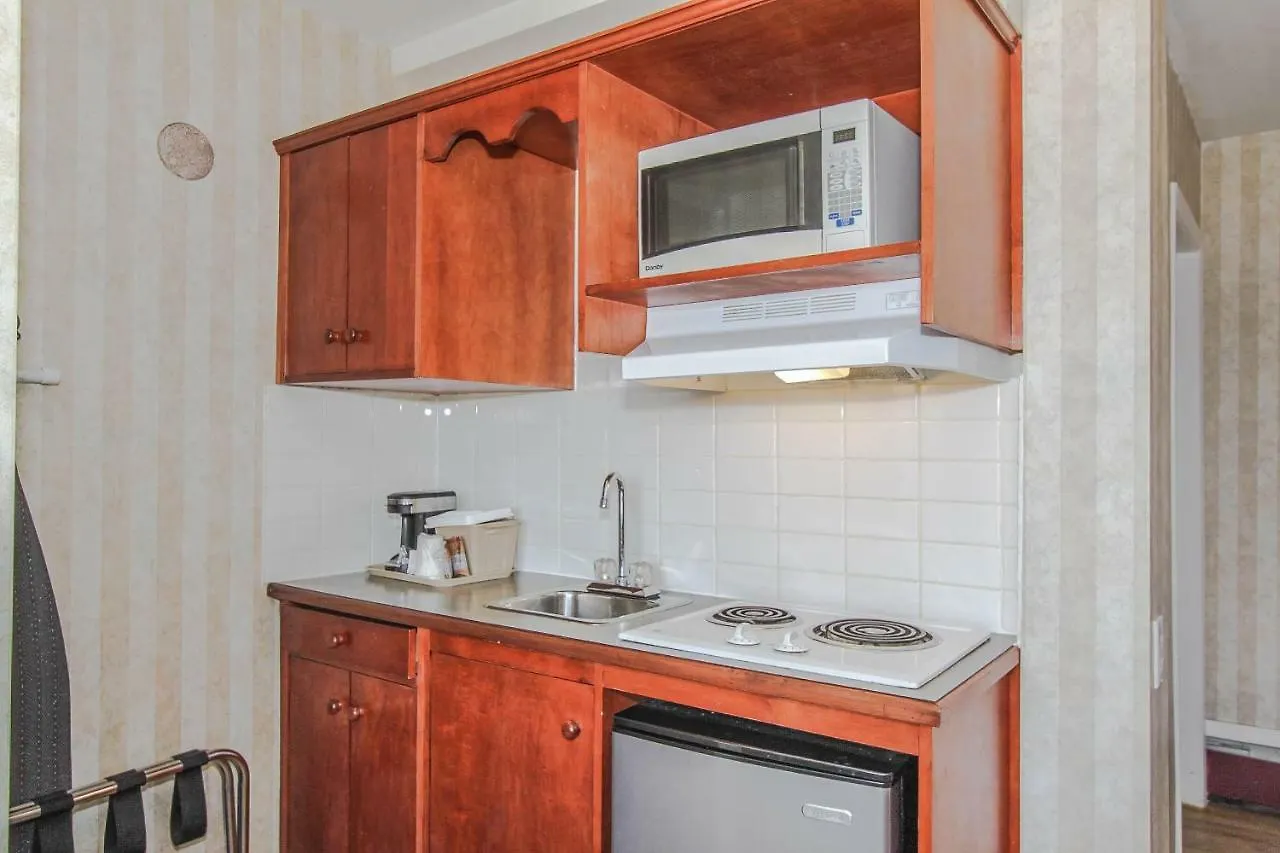 Canadas Best Value Inn Chinook Station Calgary Motel