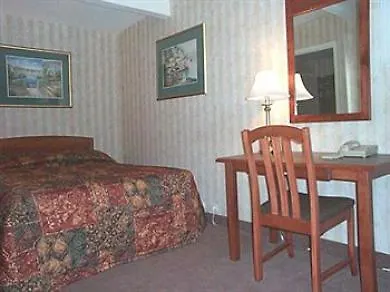 Motel Canadas Best Value Inn Chinook Station Calgary